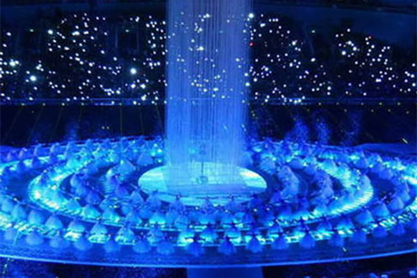 科技館用全息投影技術(shù)，打造震撼視覺(jué)體驗(yàn)