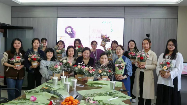 婦女節(jié)|巾幗綻芳華，致敬最美的她！